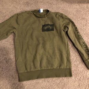 green crew neck